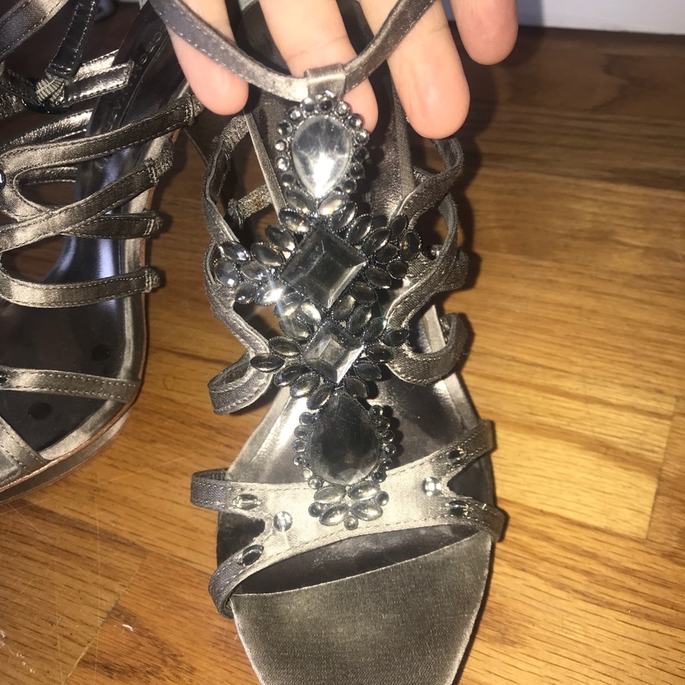 BCBG Maxazria Dress Heels - Picture 2 of 6